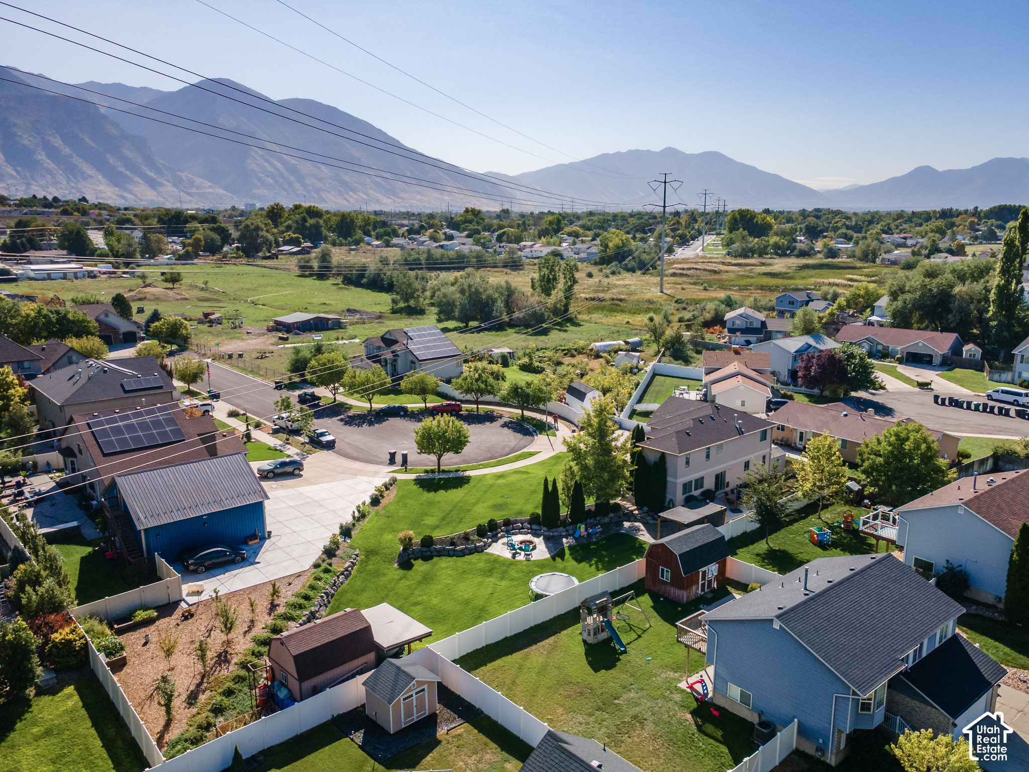 main property photo 7