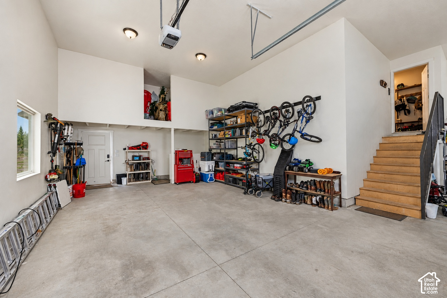 main property photo 51