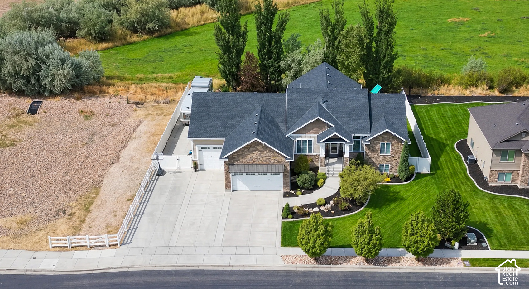 main property photo 70
