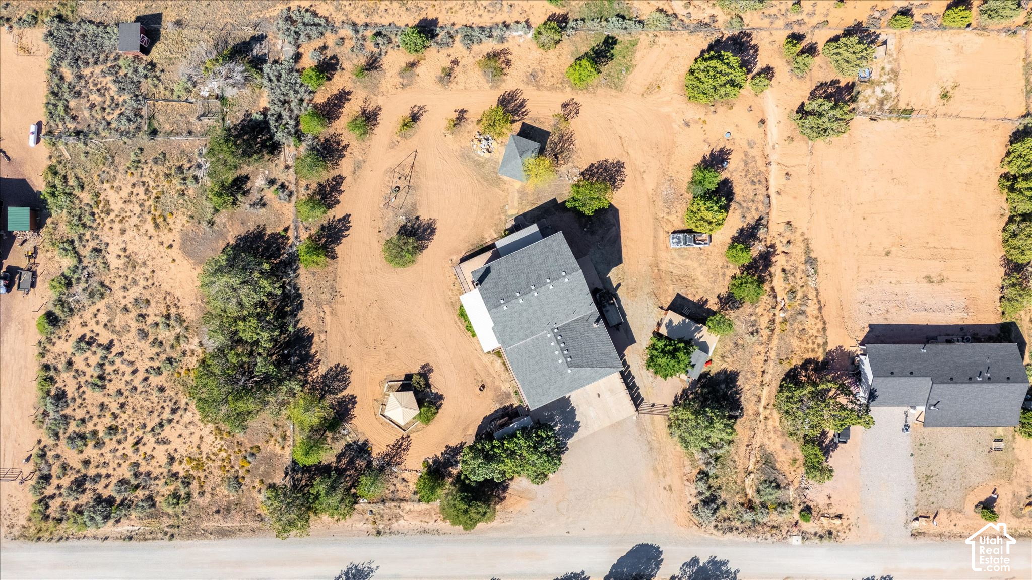 main property photo 76