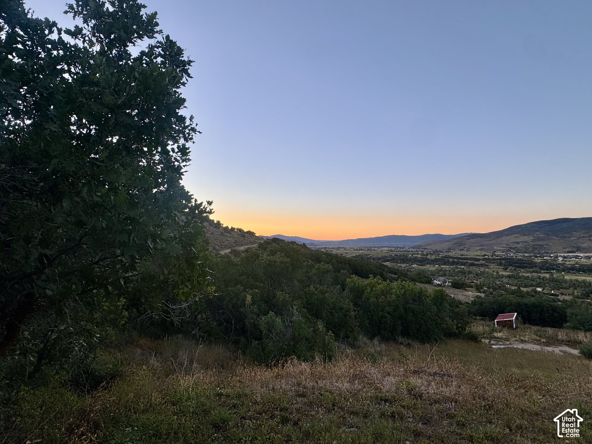 main property photo 6