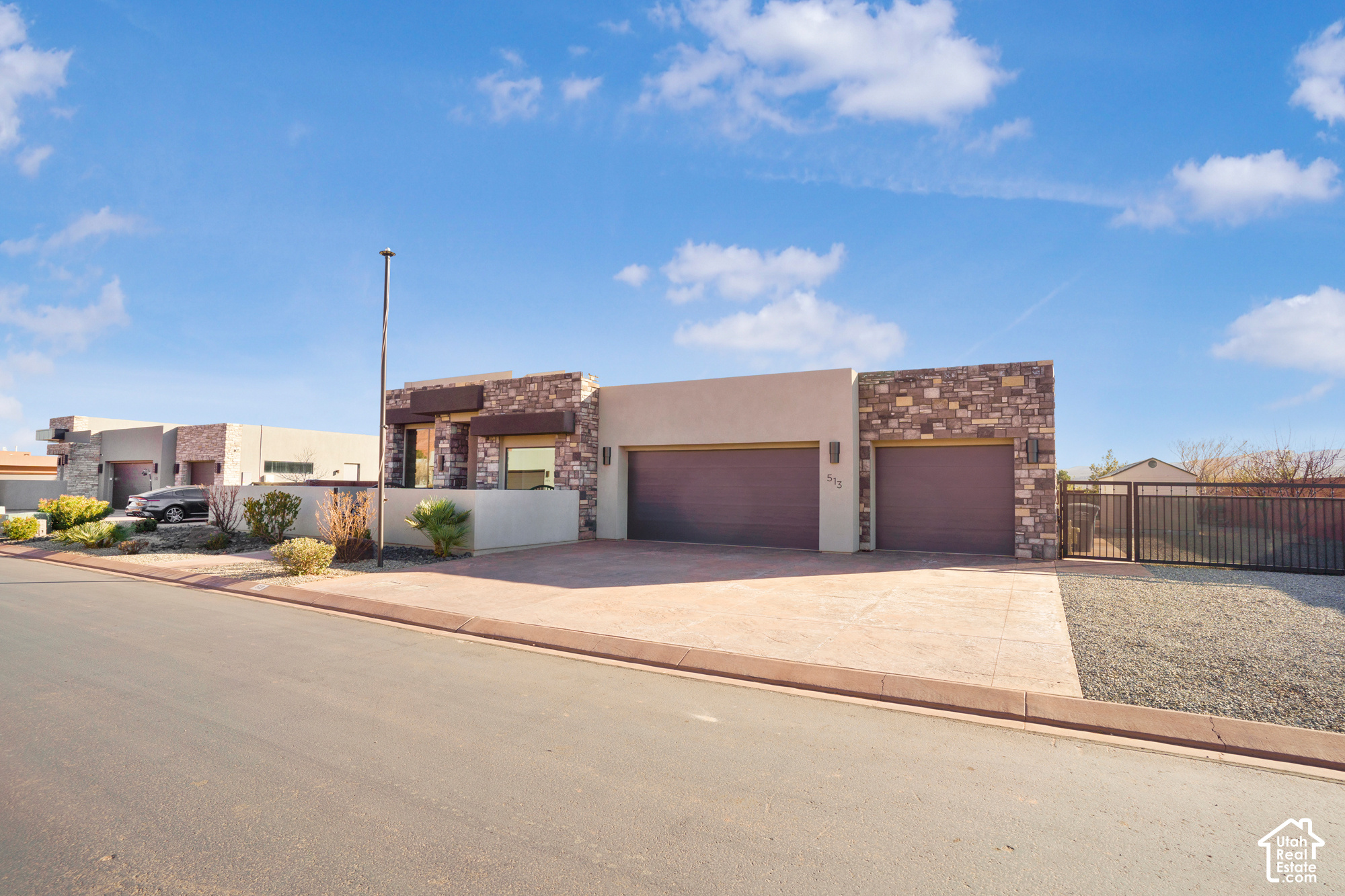 main property photo 22