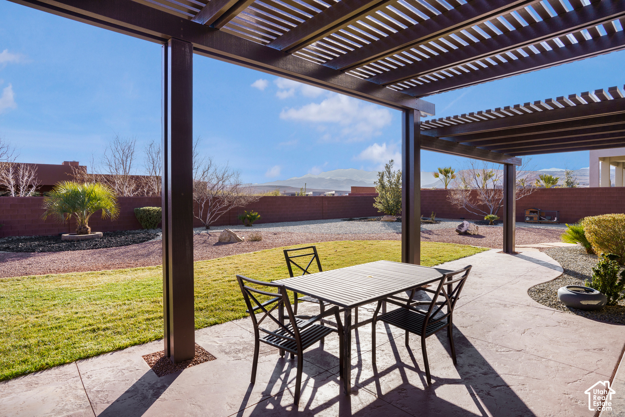main property photo 29