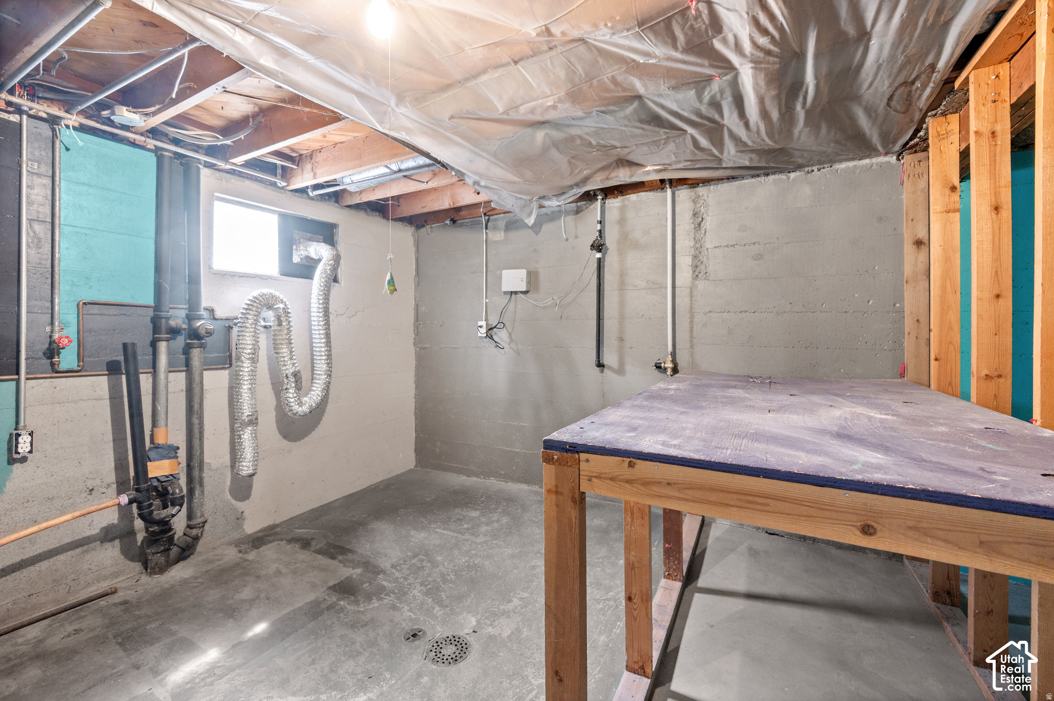 main property photo 13