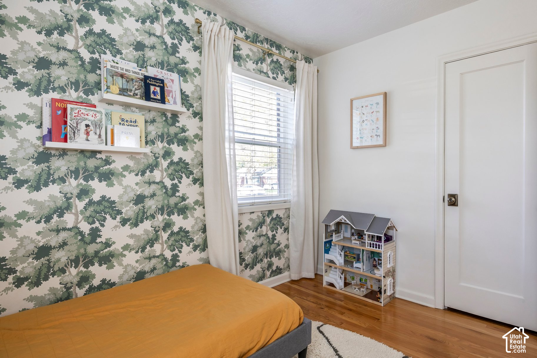 main property photo 16