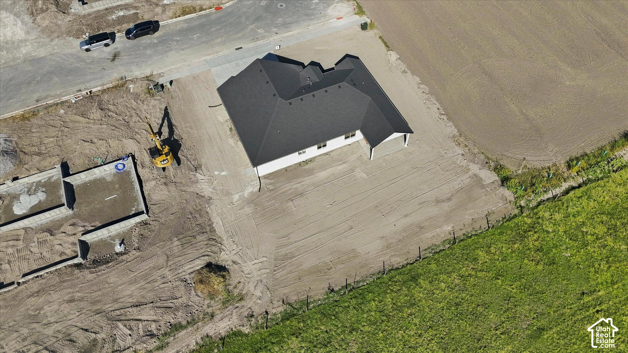 main property photo 58