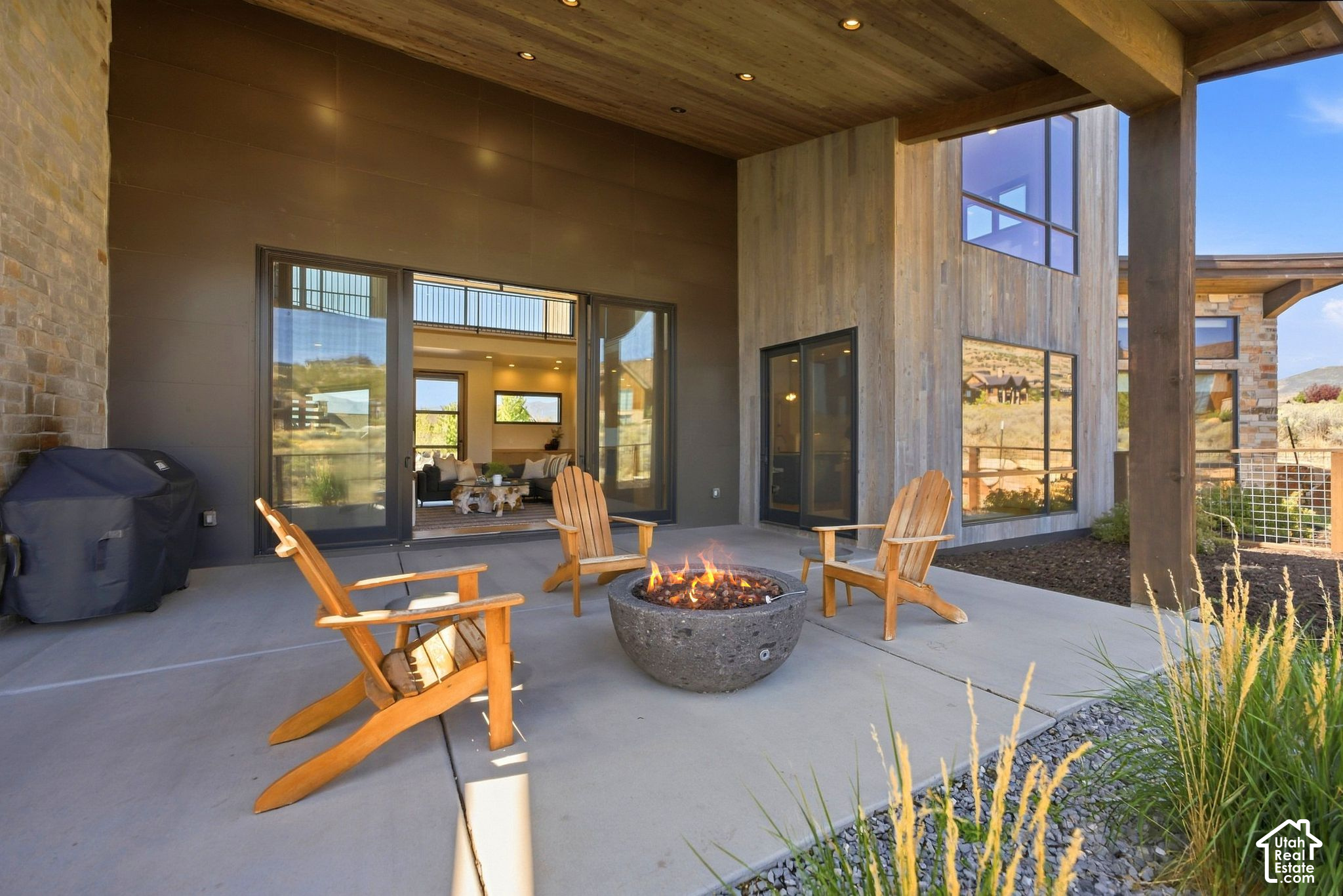 main property photo 62