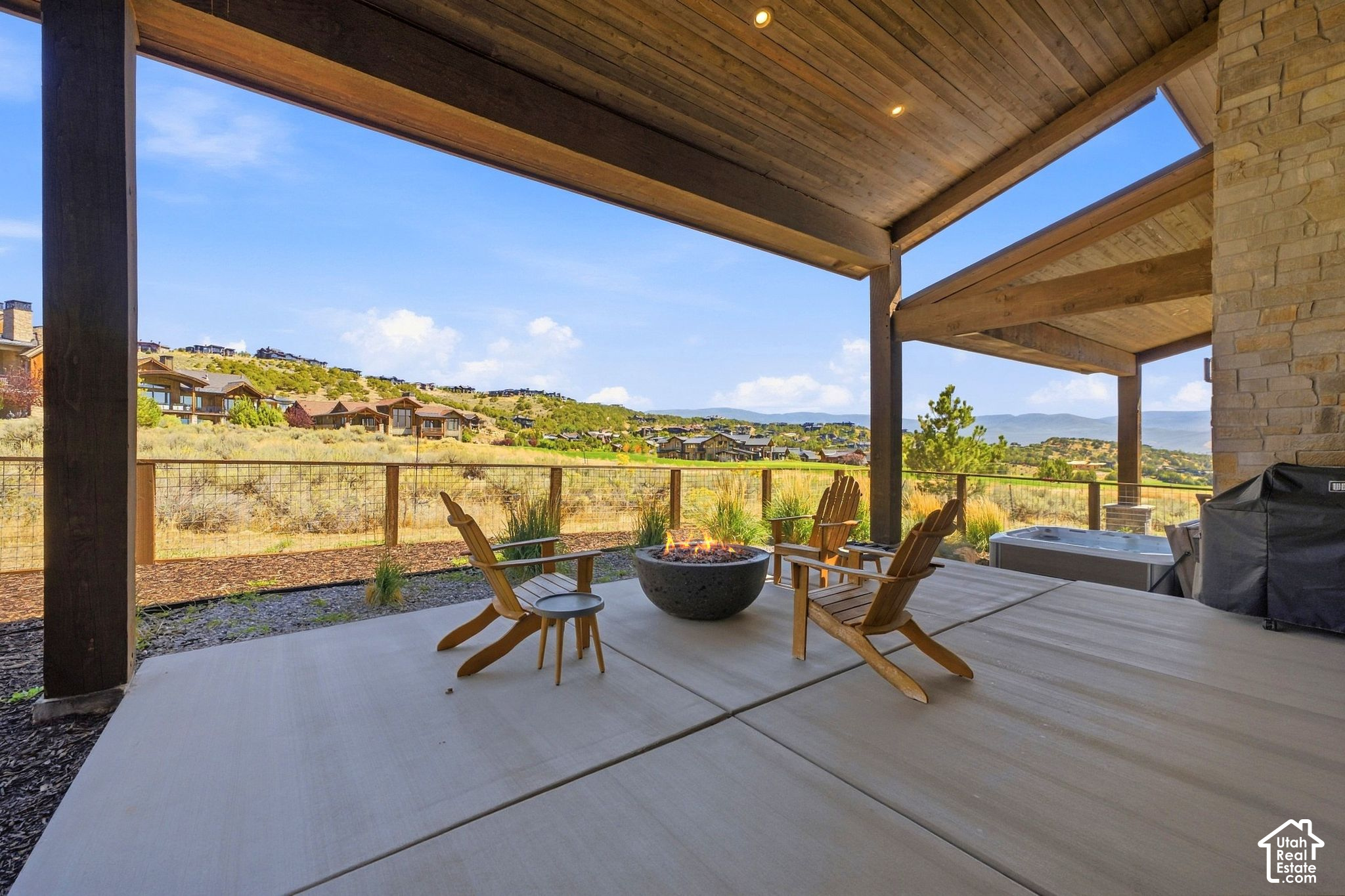main property photo 64
