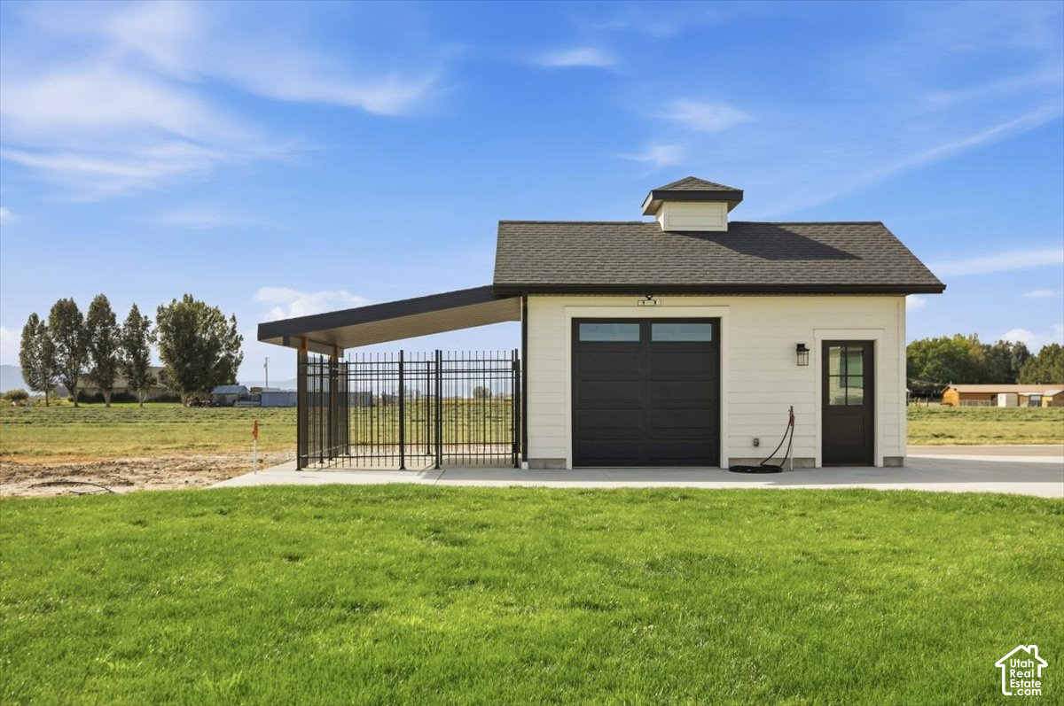 main property photo 50