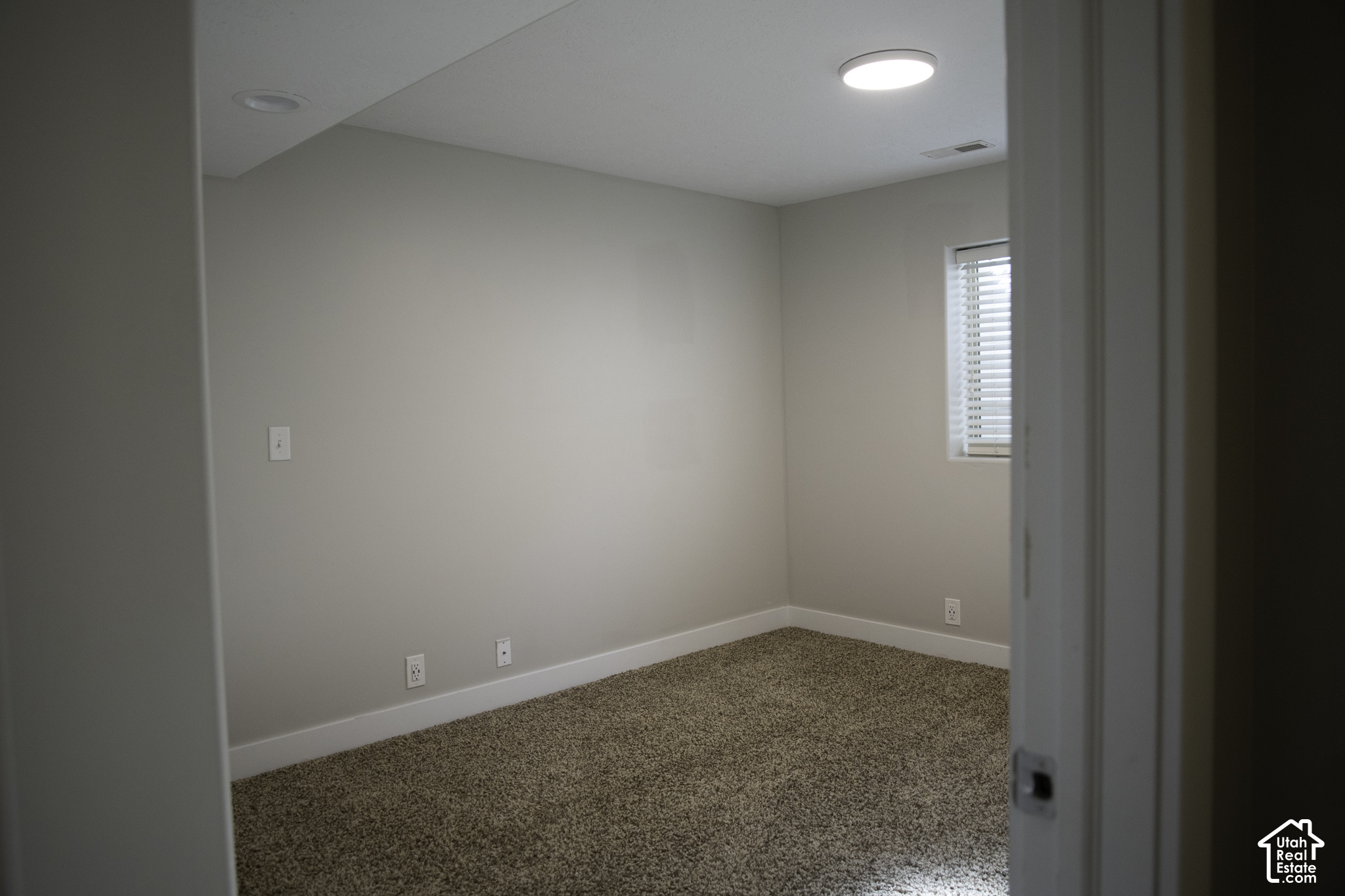 main property photo 78