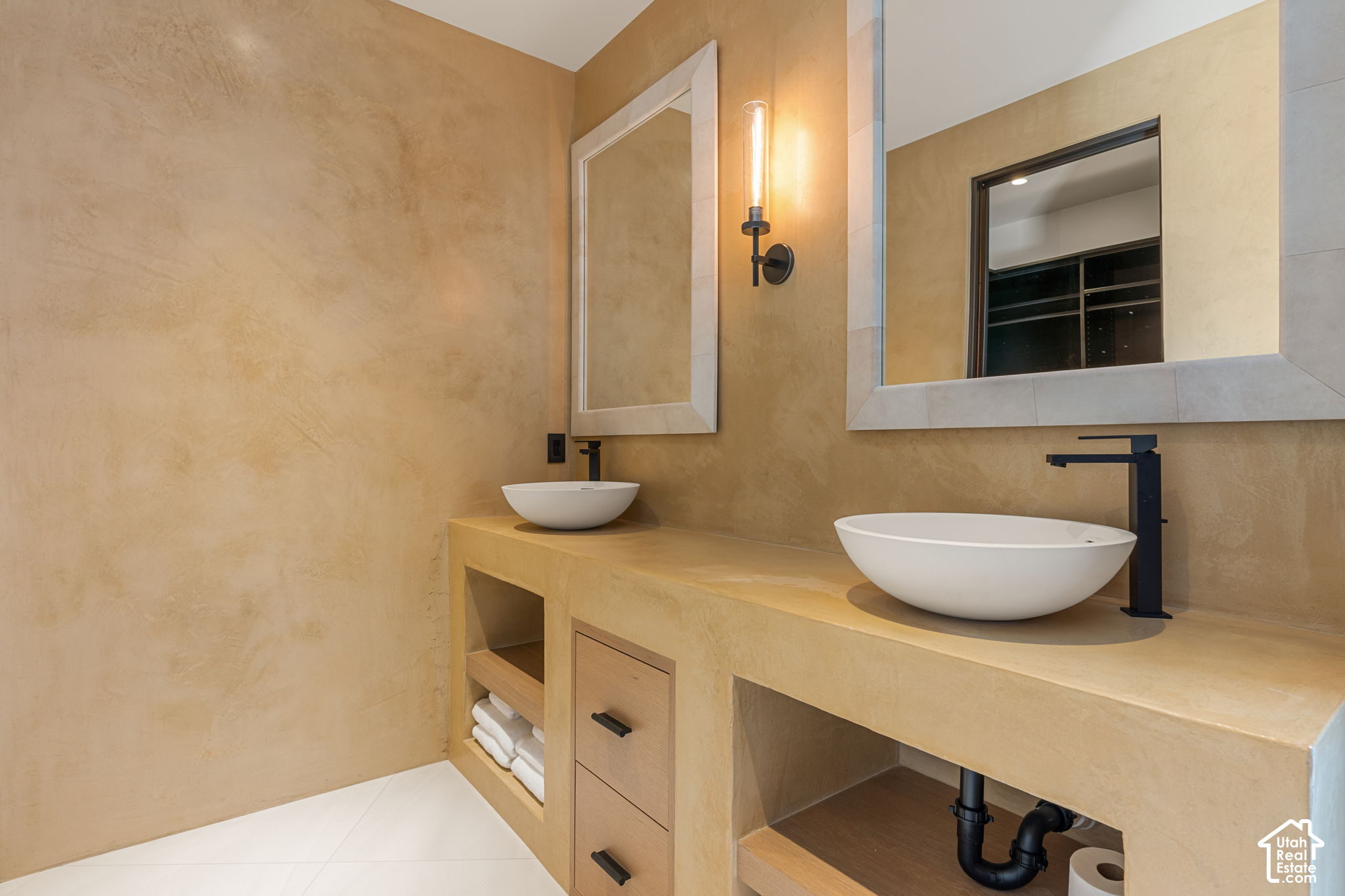 main property photo 56