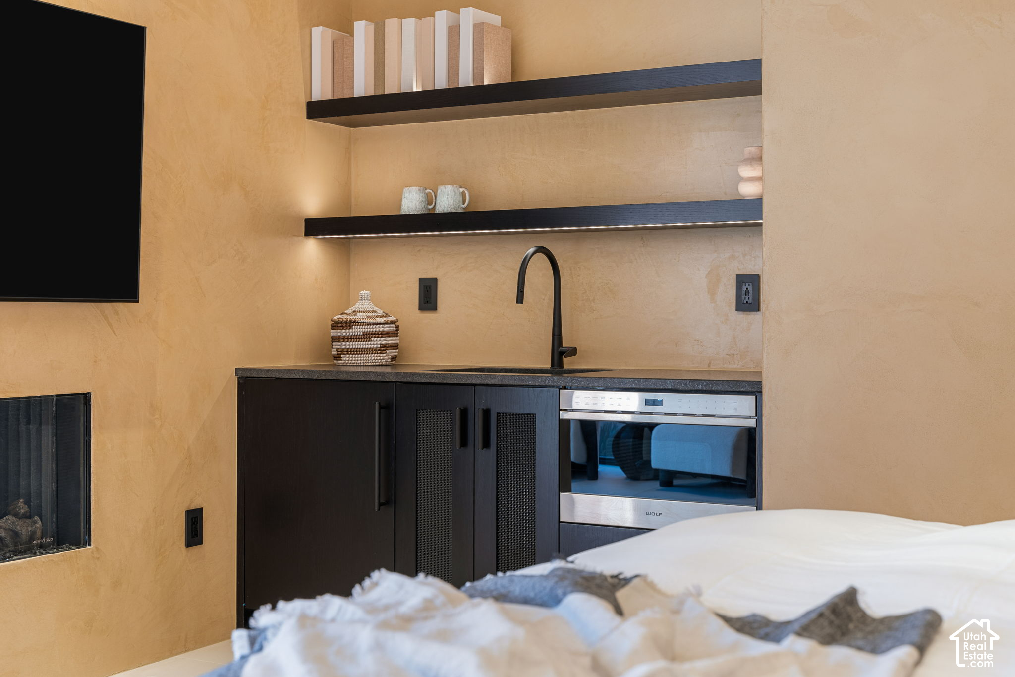 main property photo 60