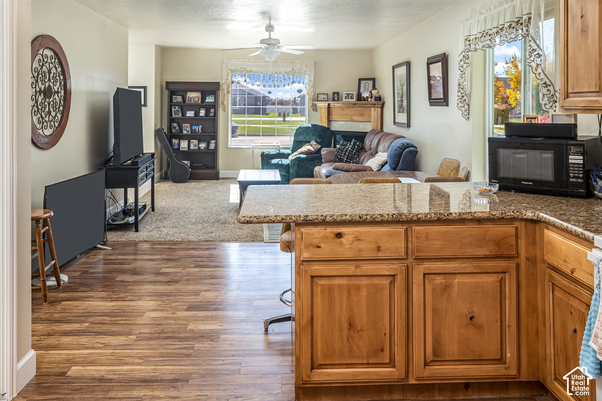 main property photo 12