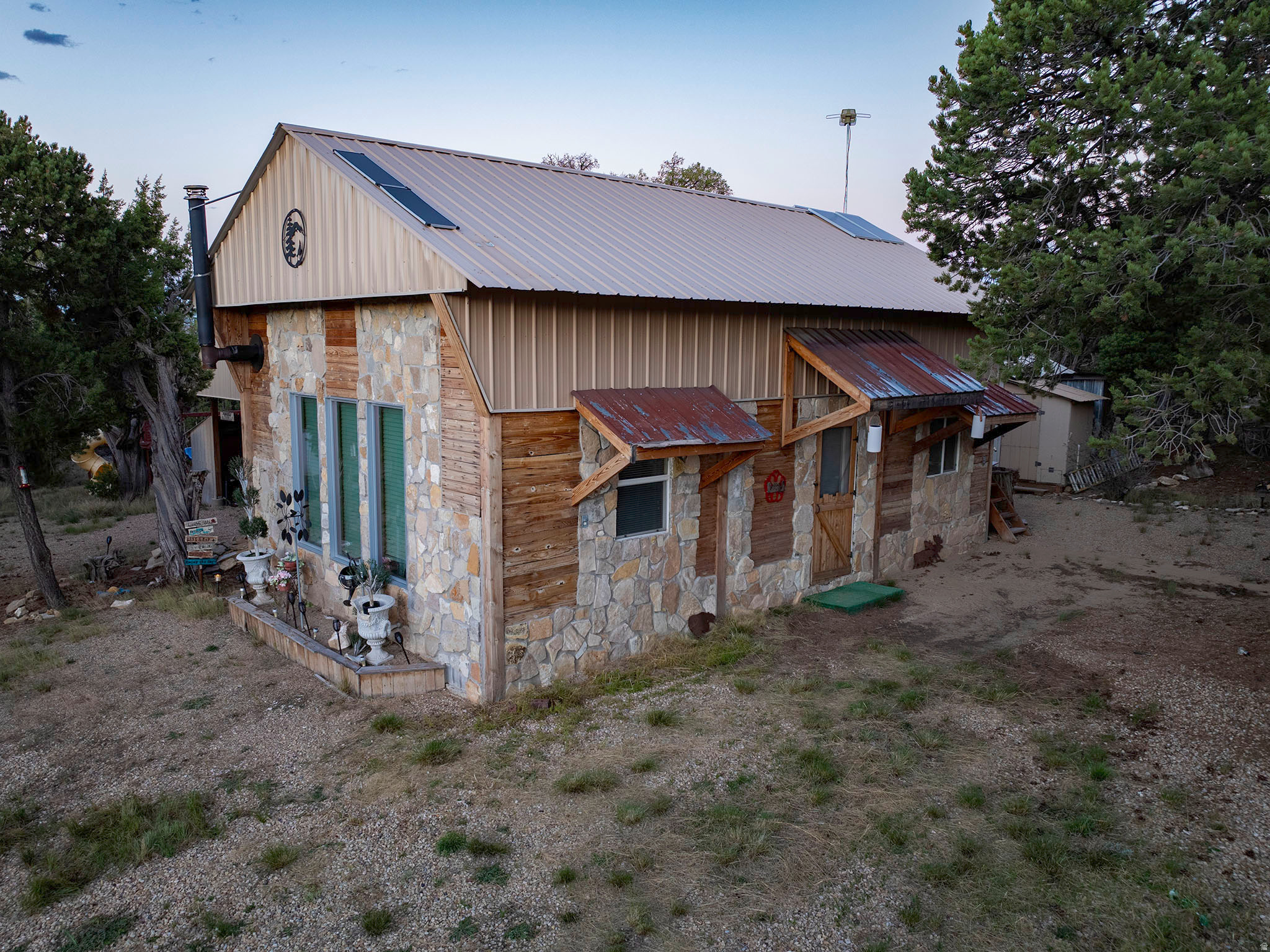 main property photo 0