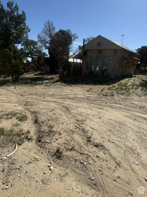 main property photo 7