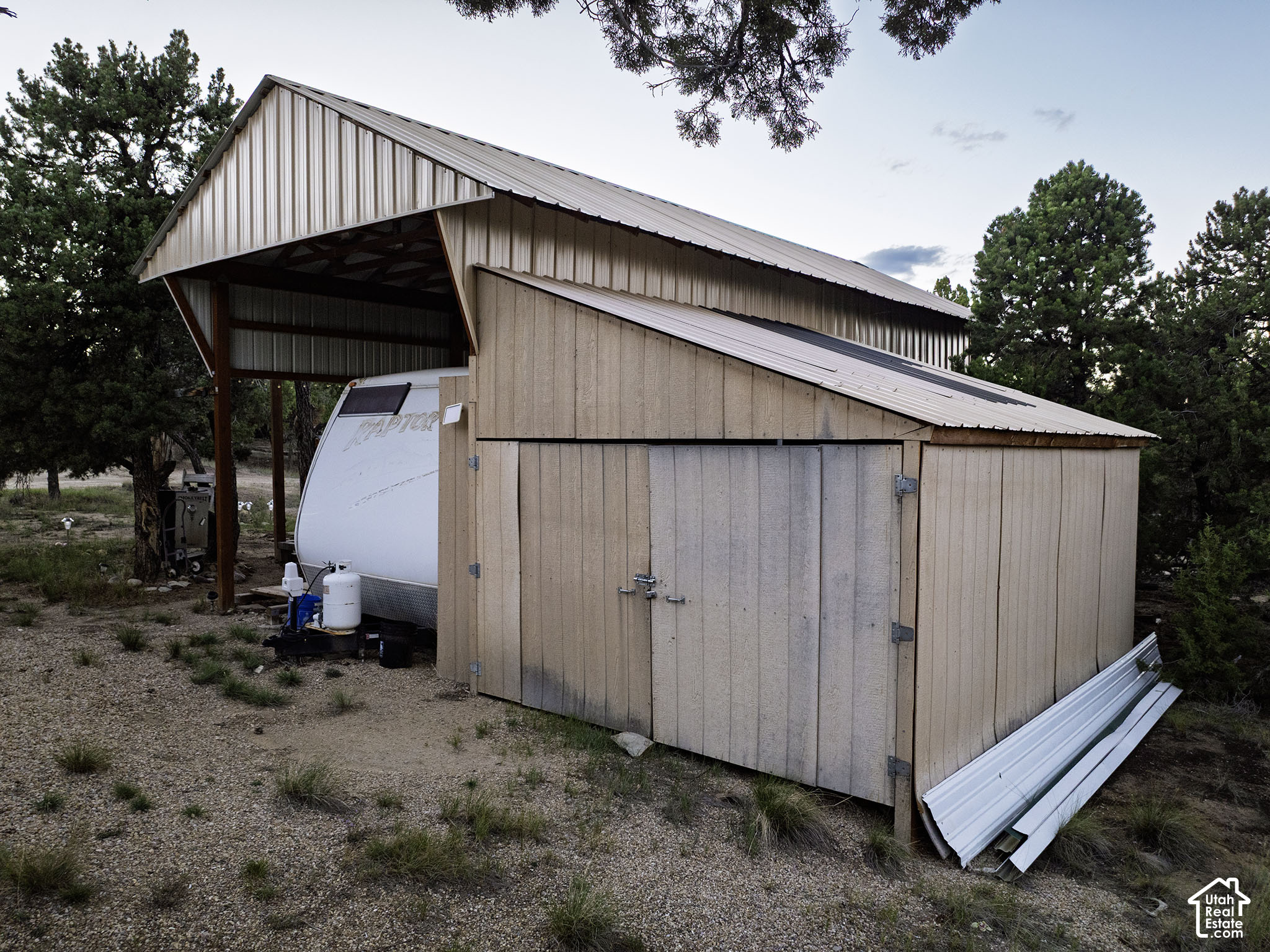 main property photo 86
