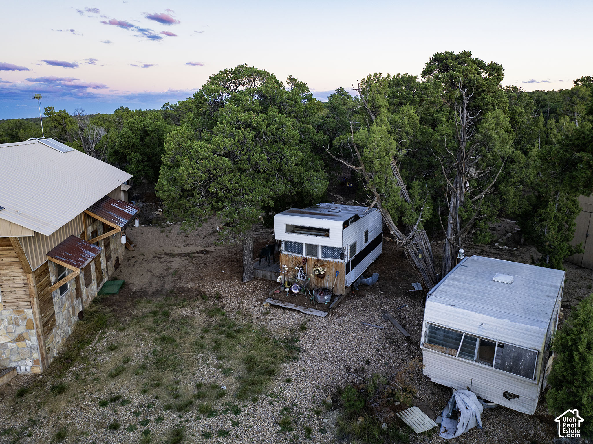 main property photo 99