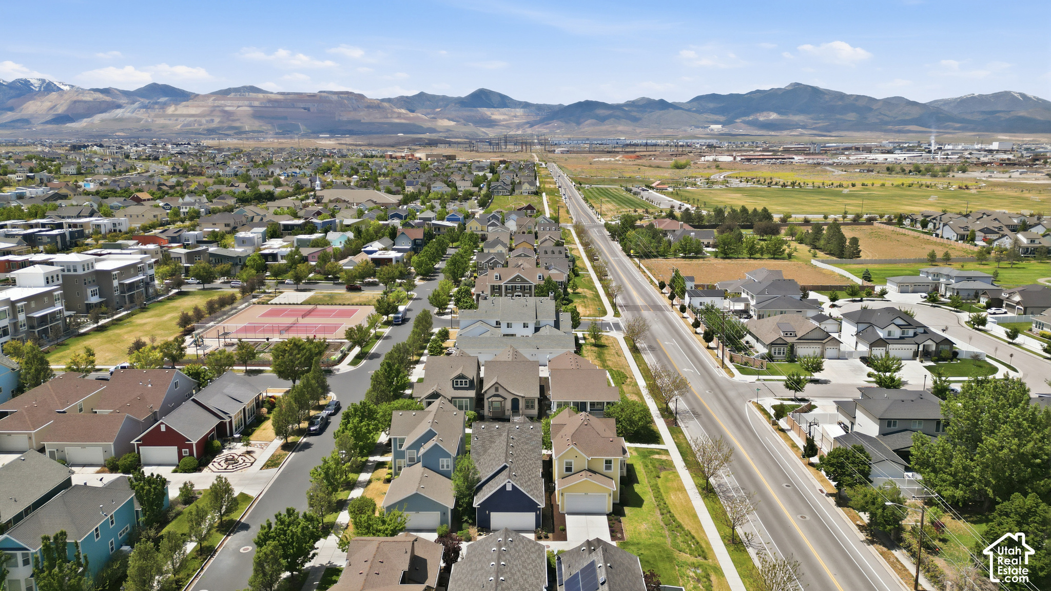 main property photo 33