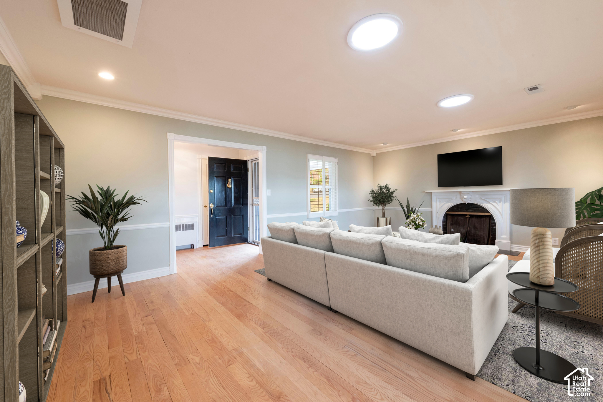 main property photo 7