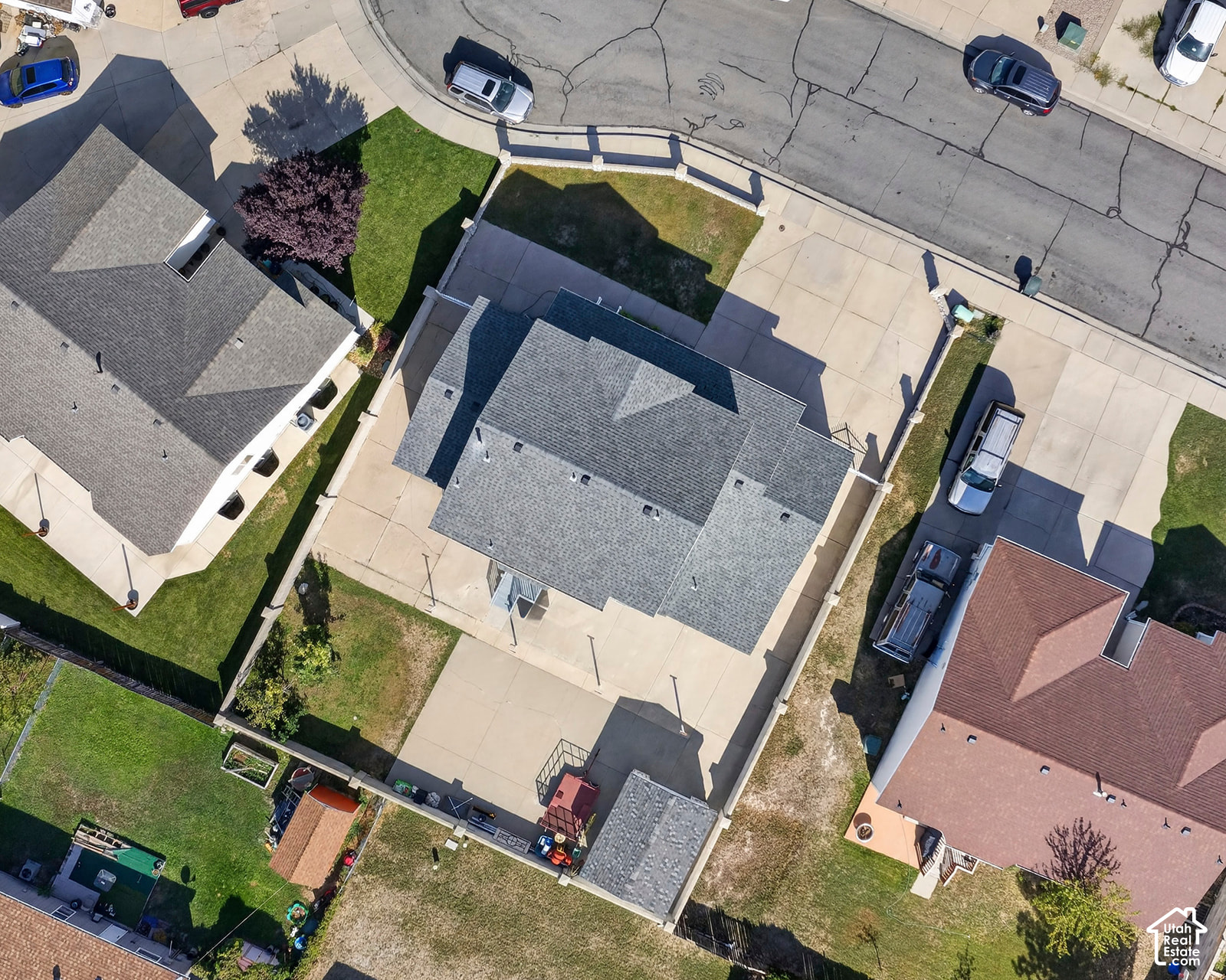 main property photo 43