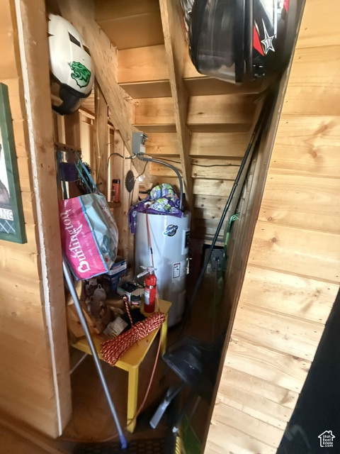 main property photo 32