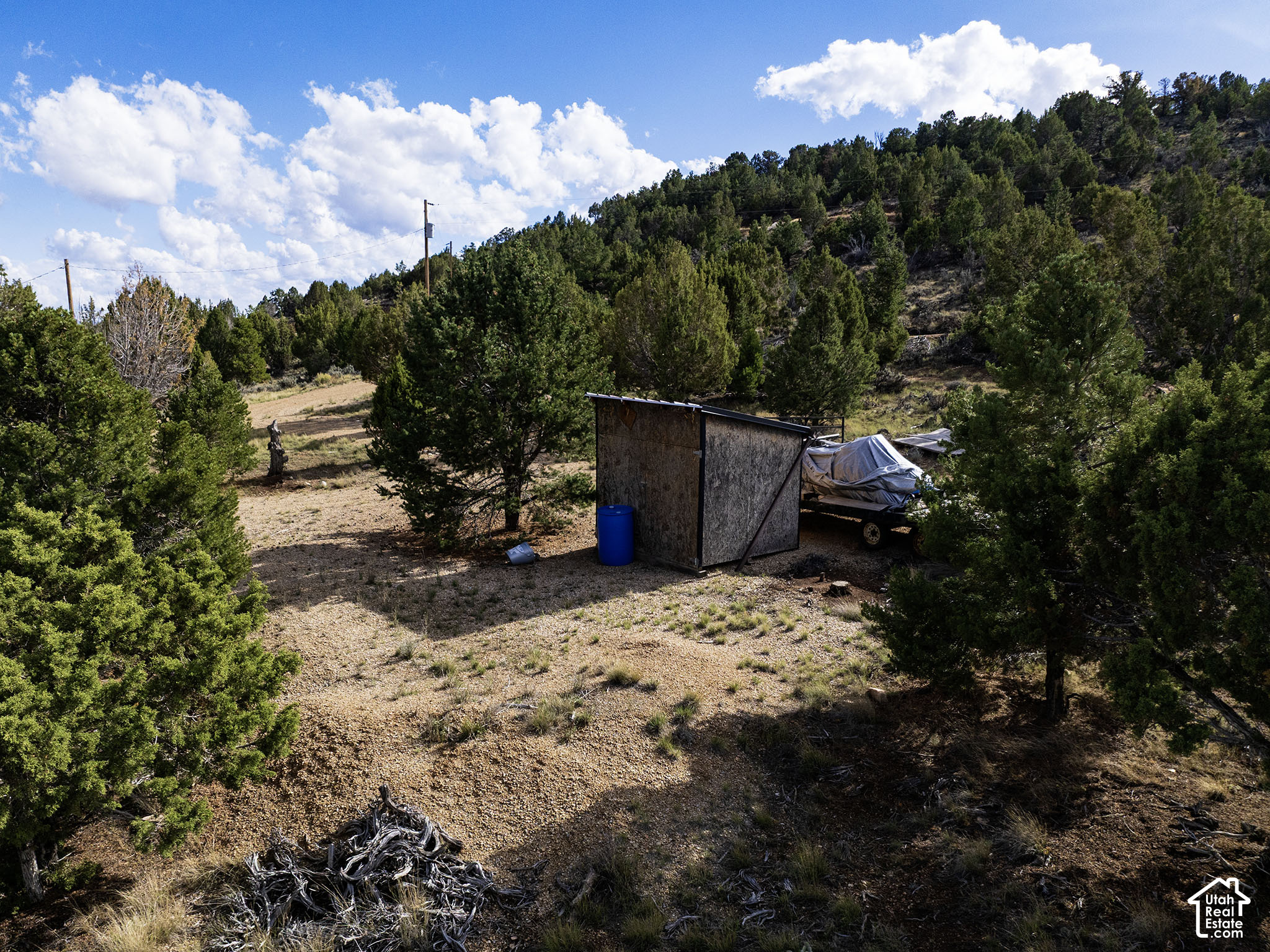 main property photo 45