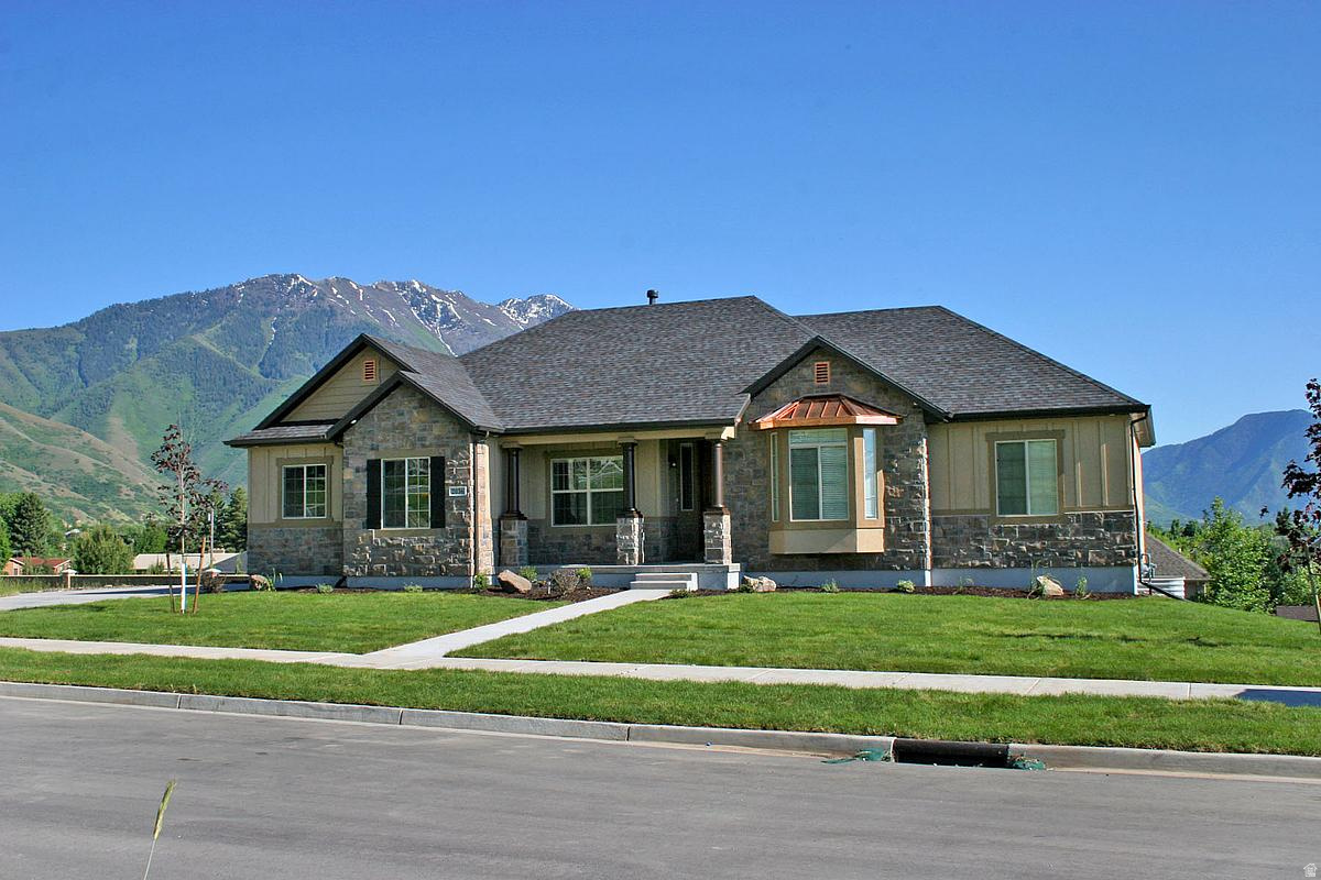main property photo 0