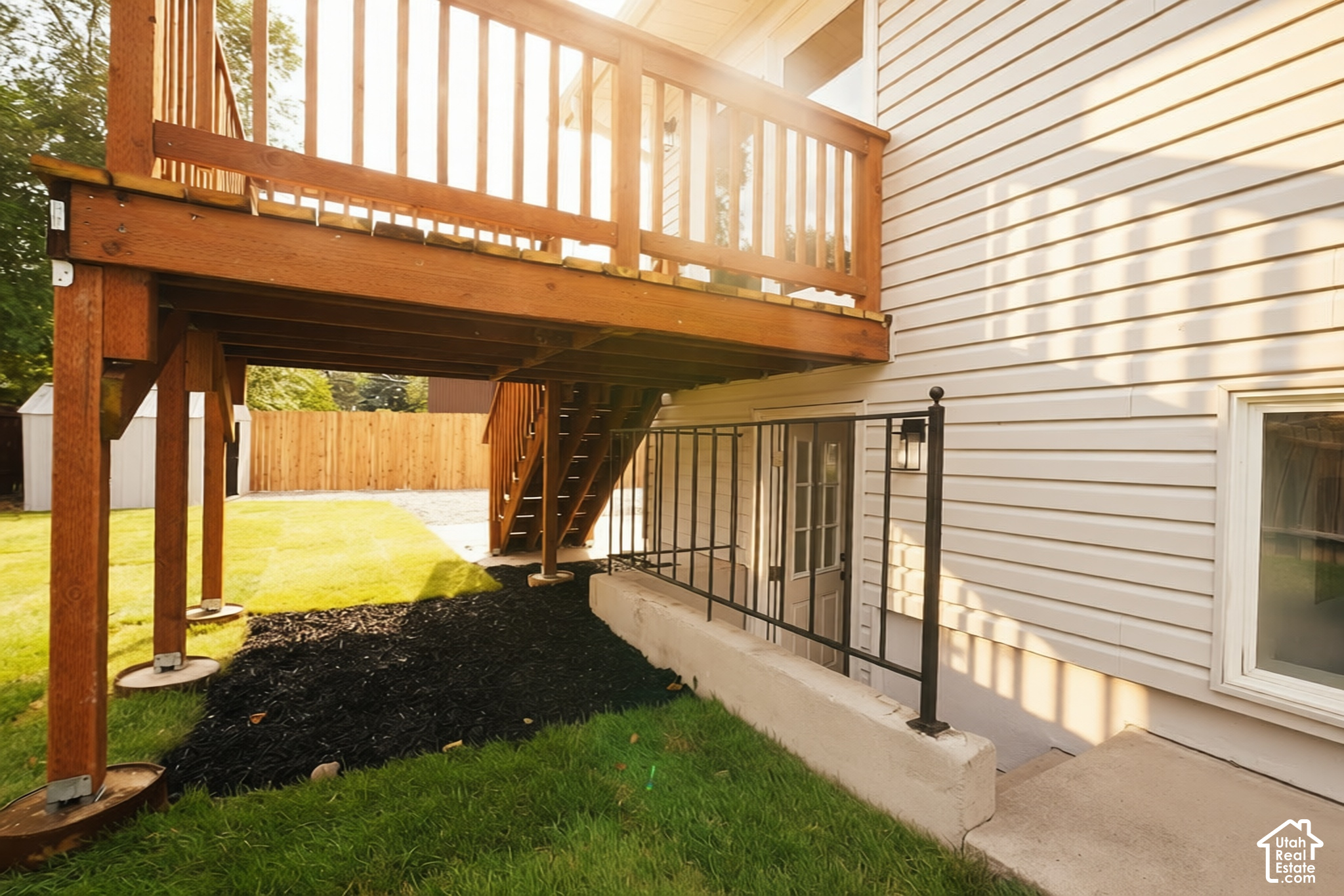 main property photo 33