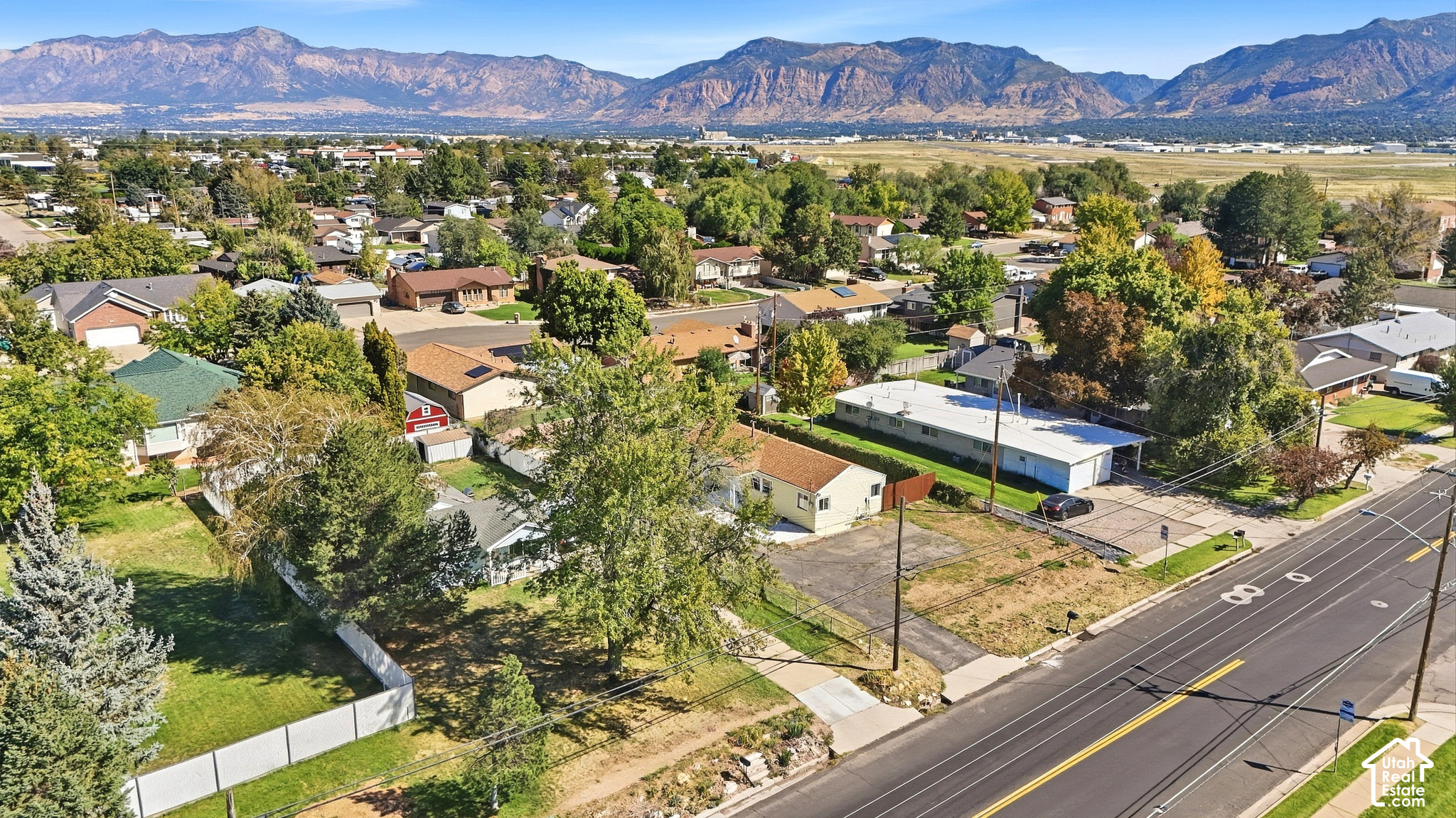 main property photo 24