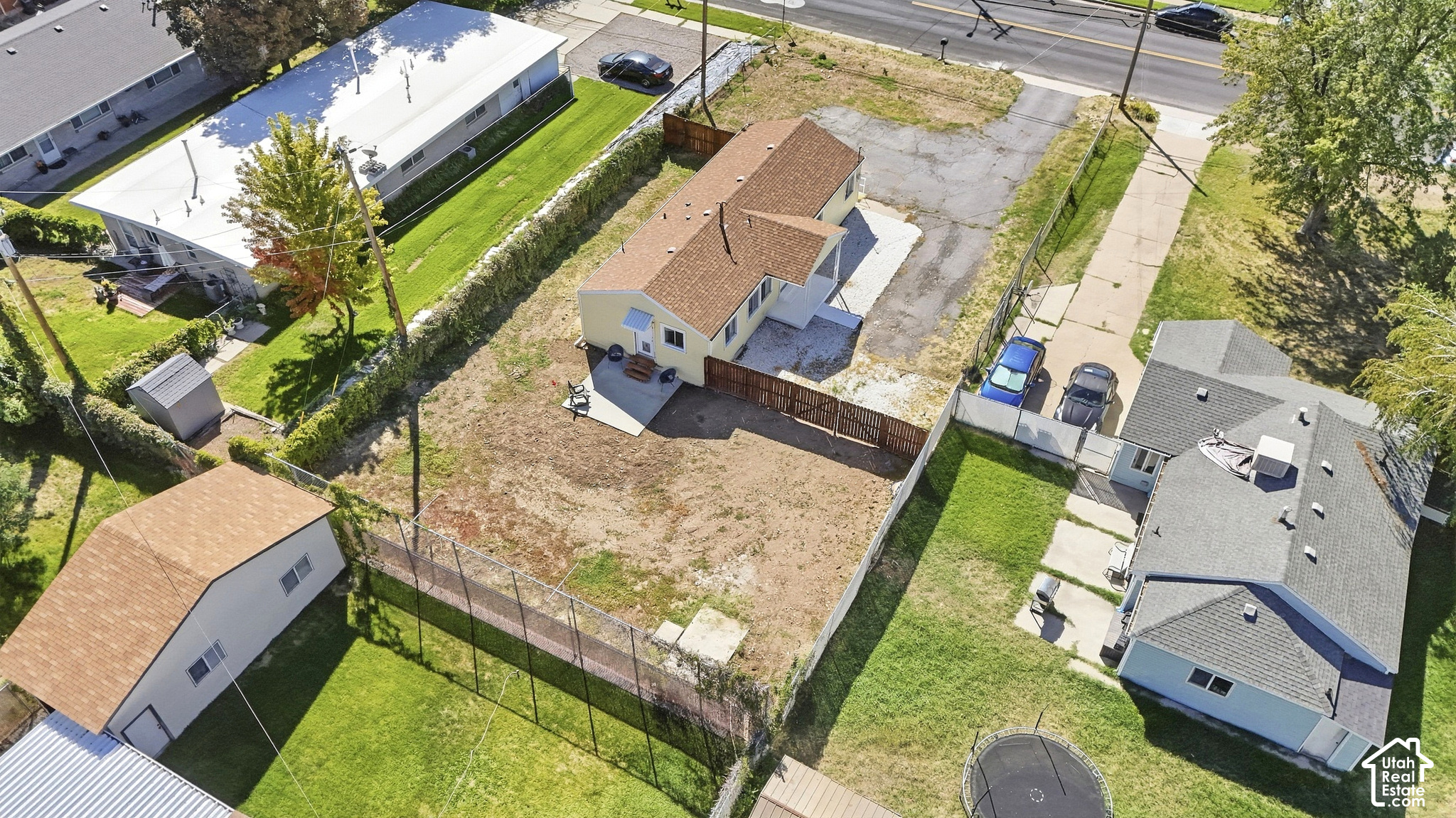 main property photo 4