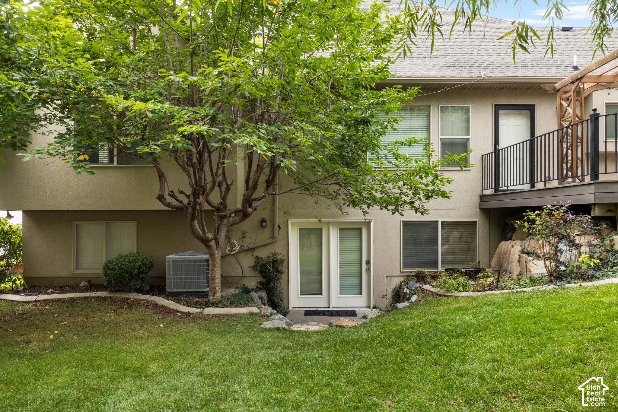 main property photo 50