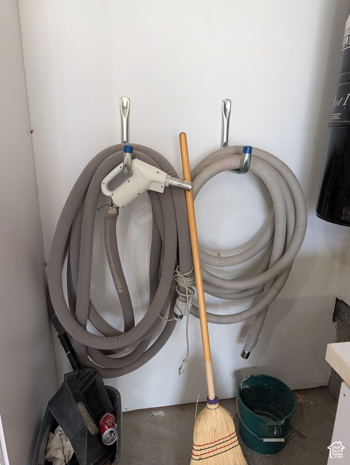 main property photo 65