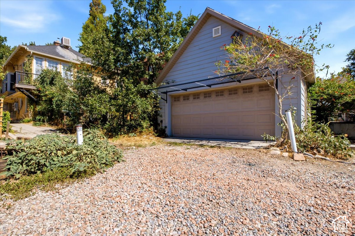 main property photo 51