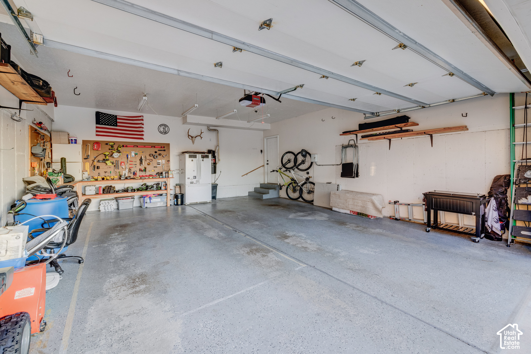 main property photo 46