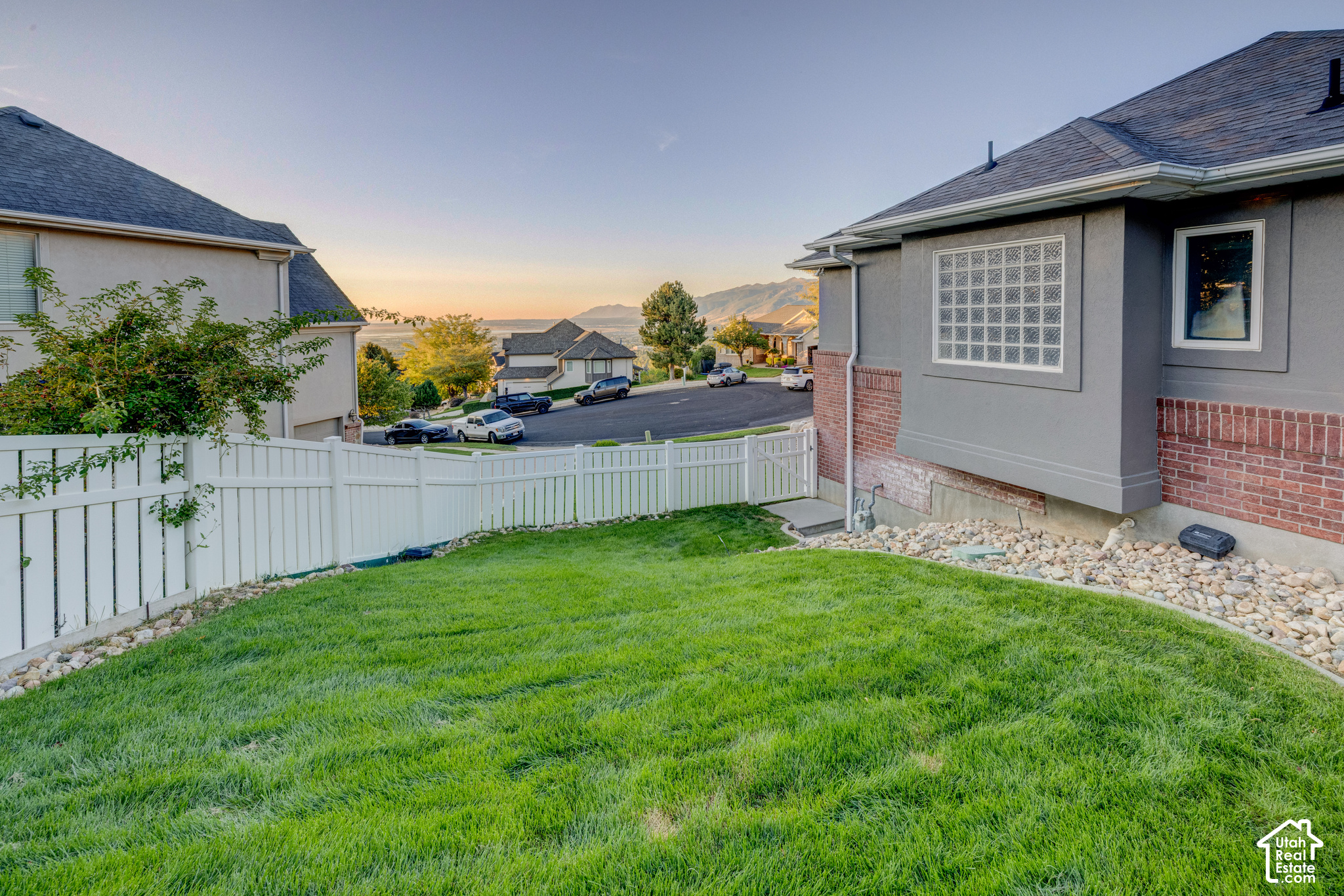 main property photo 49