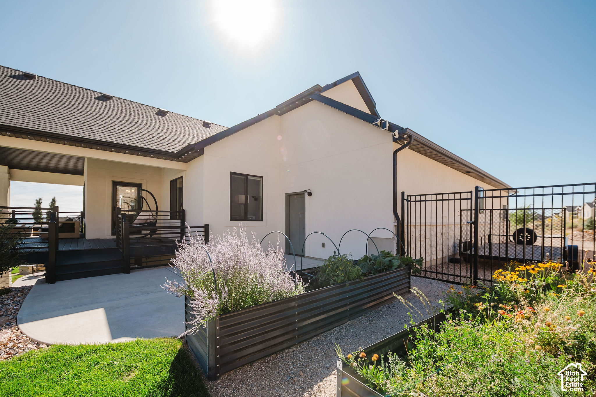 main property photo 47