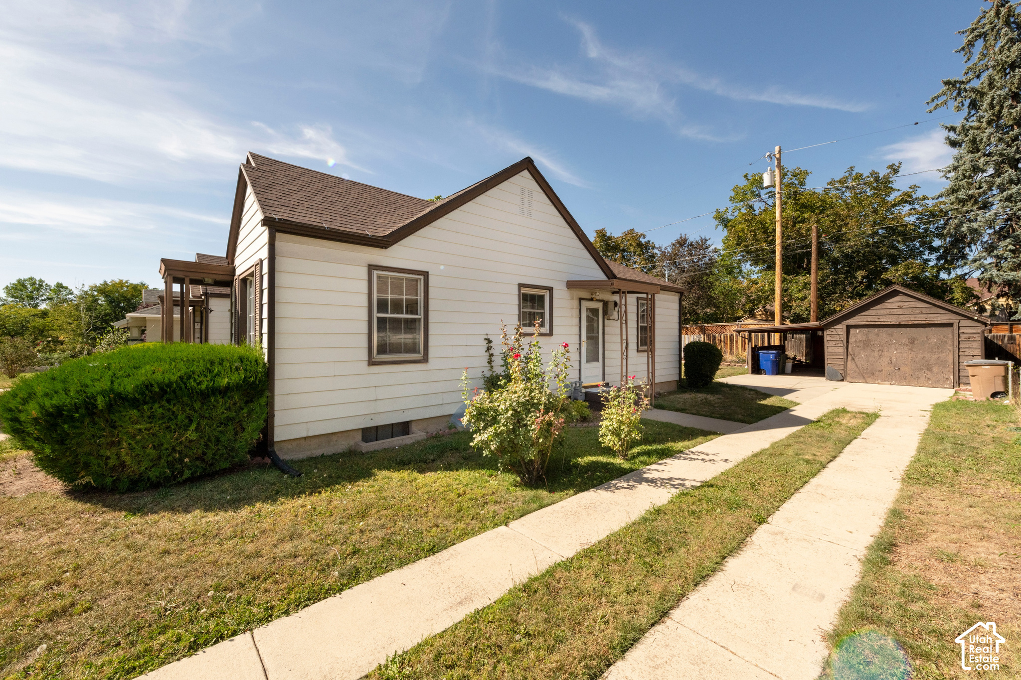 main property photo 21