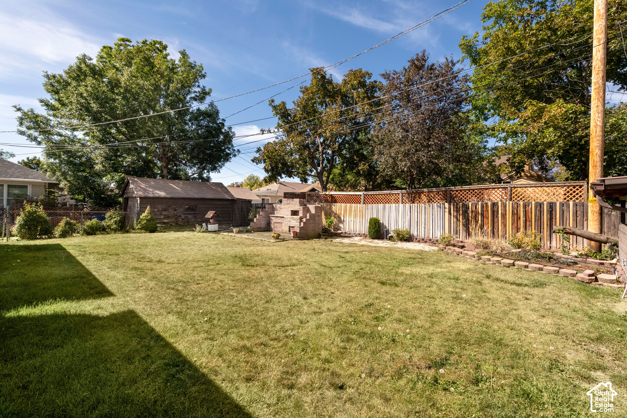 main property photo 35