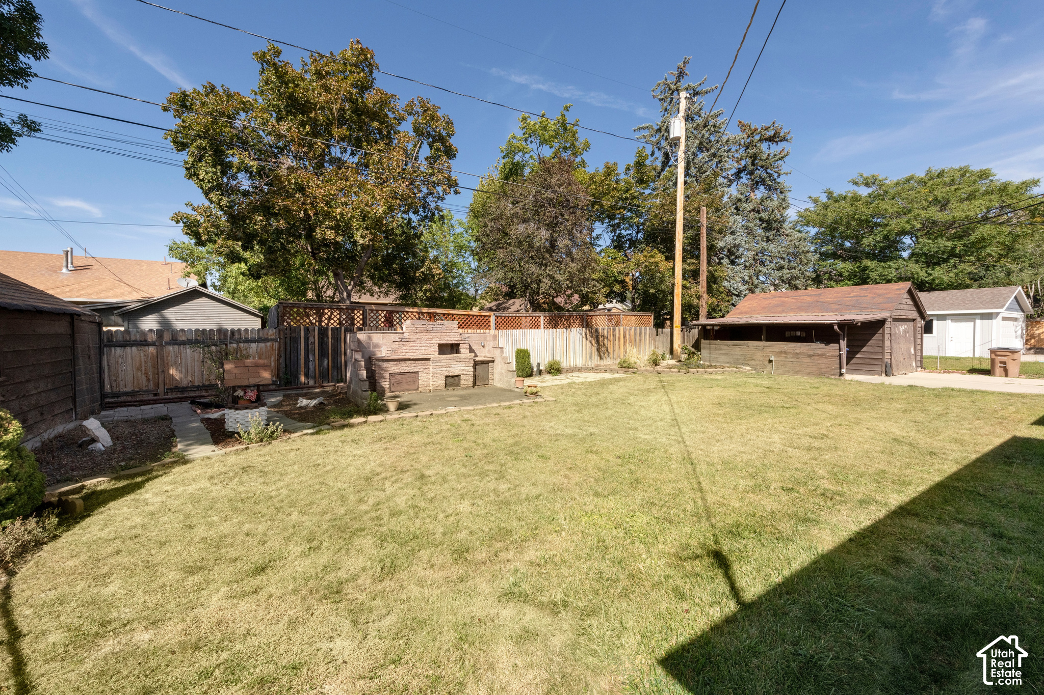 main property photo 36