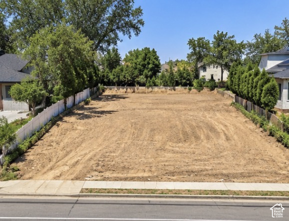 main property photo 9