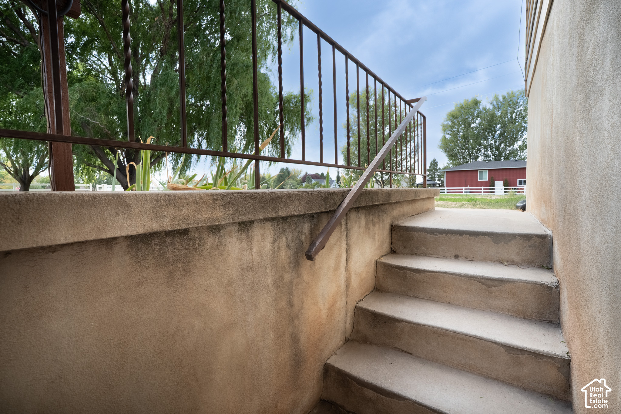 main property photo 38
