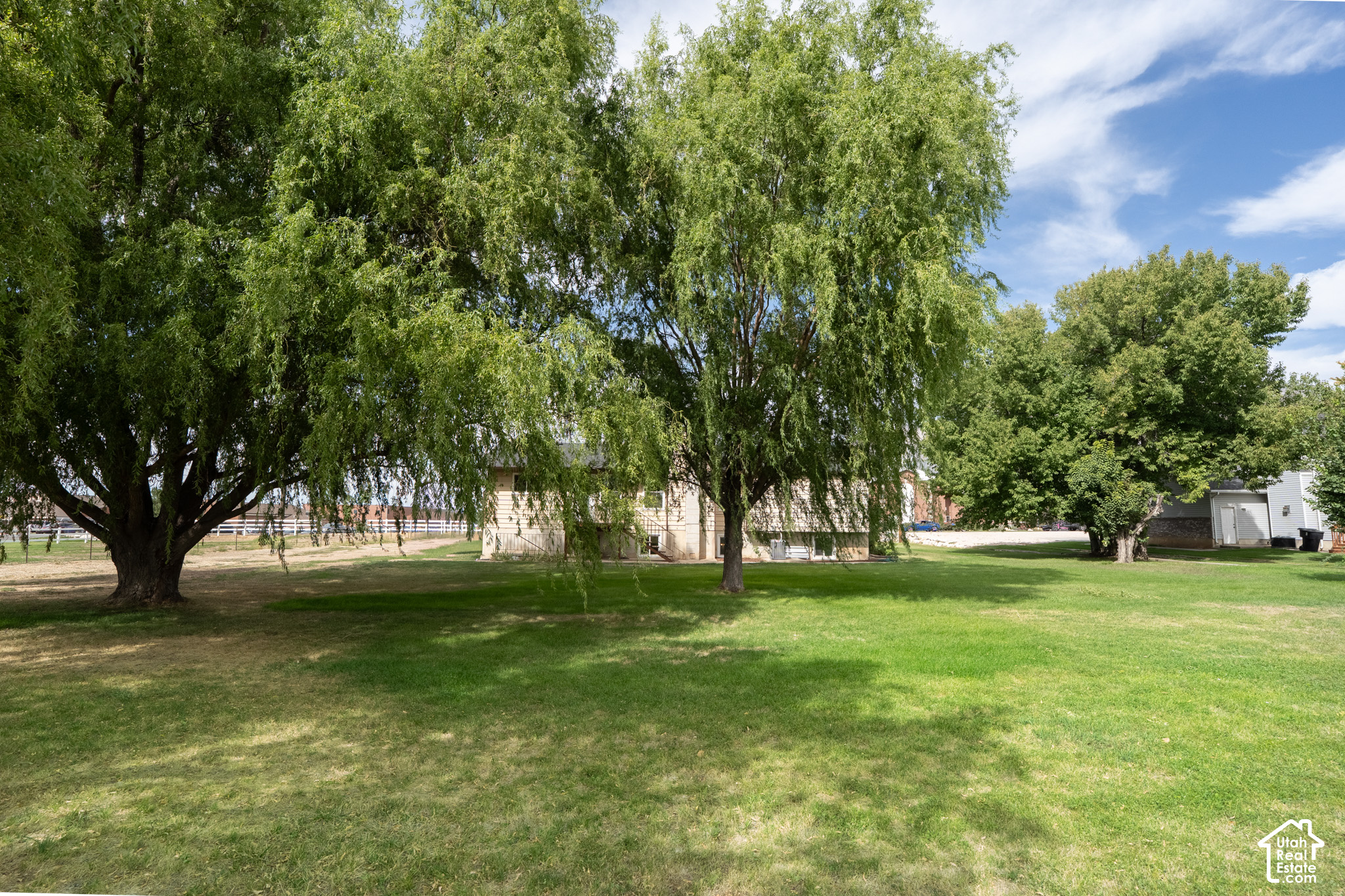 main property photo 44