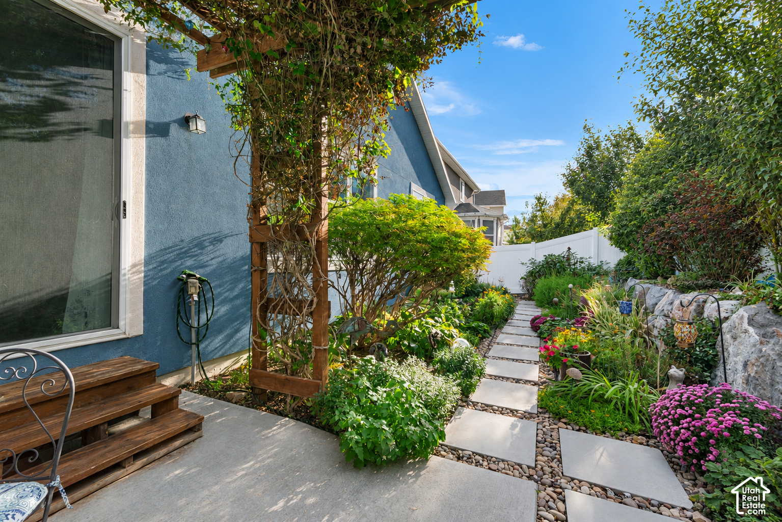 main property photo 44