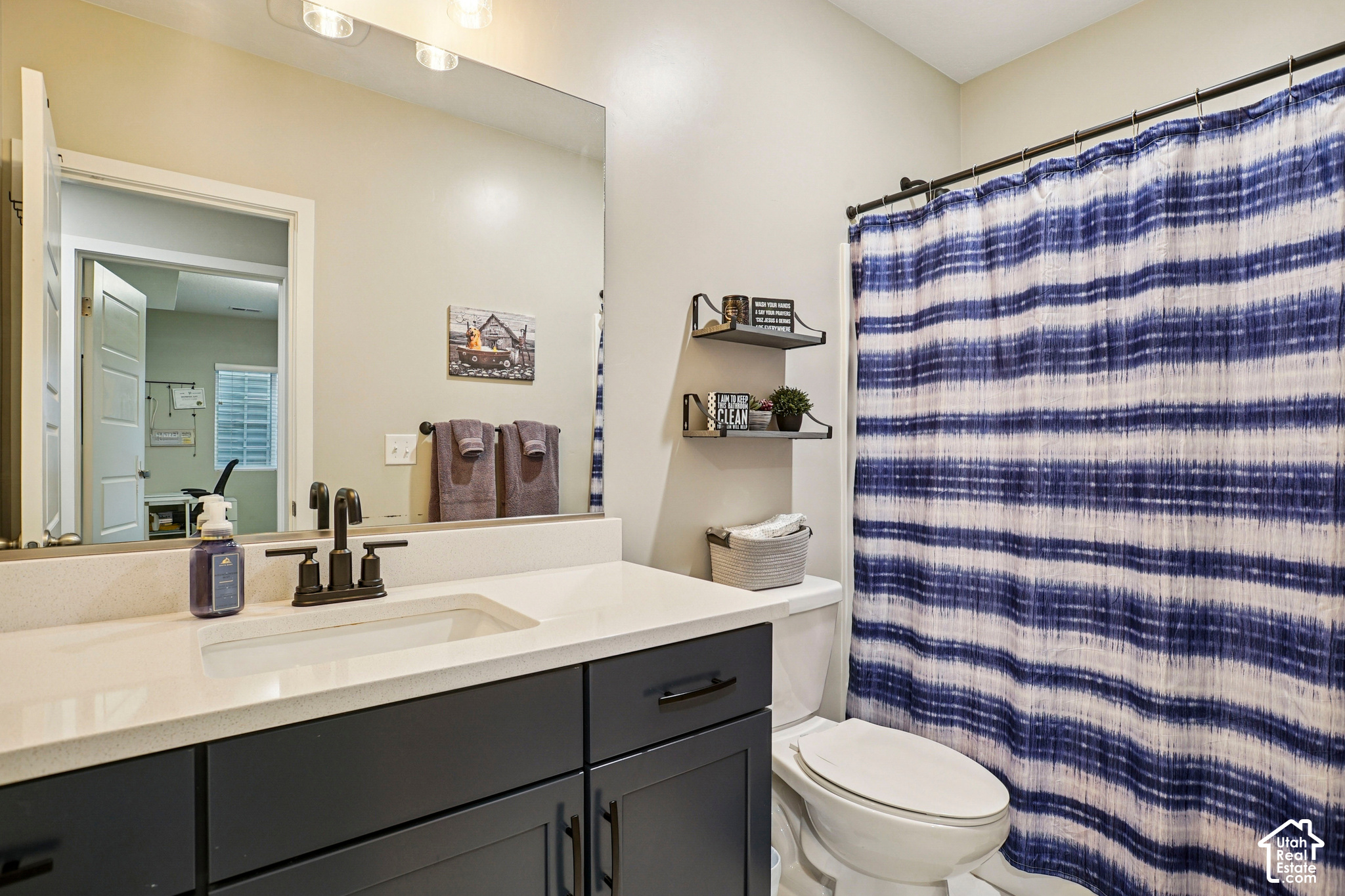 main property photo 18