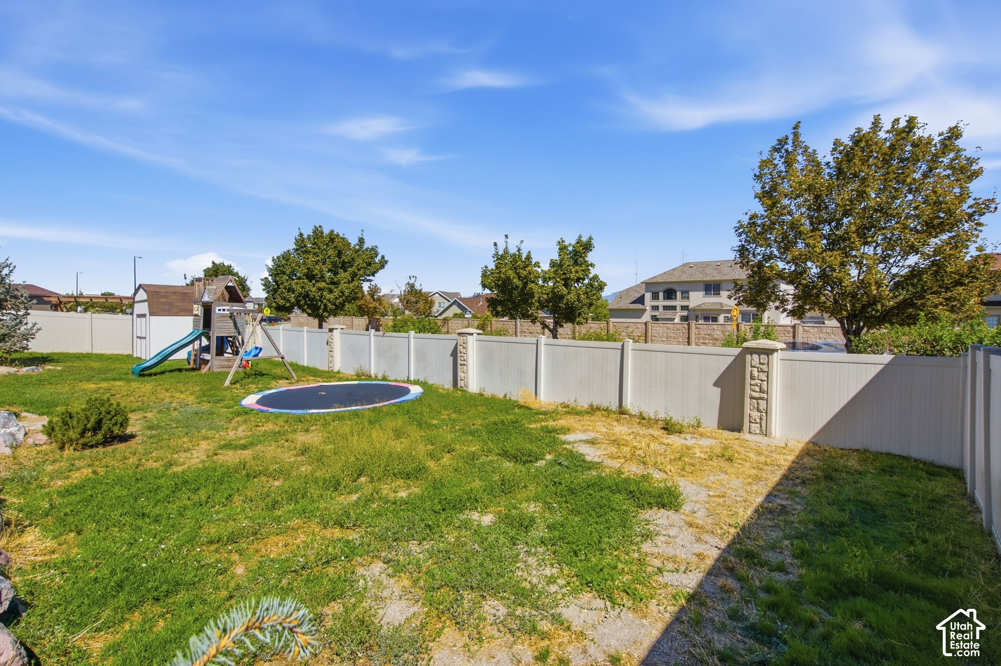 main property photo 46