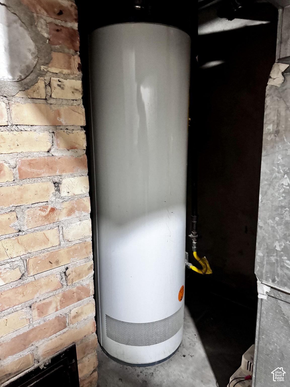 main property photo 25