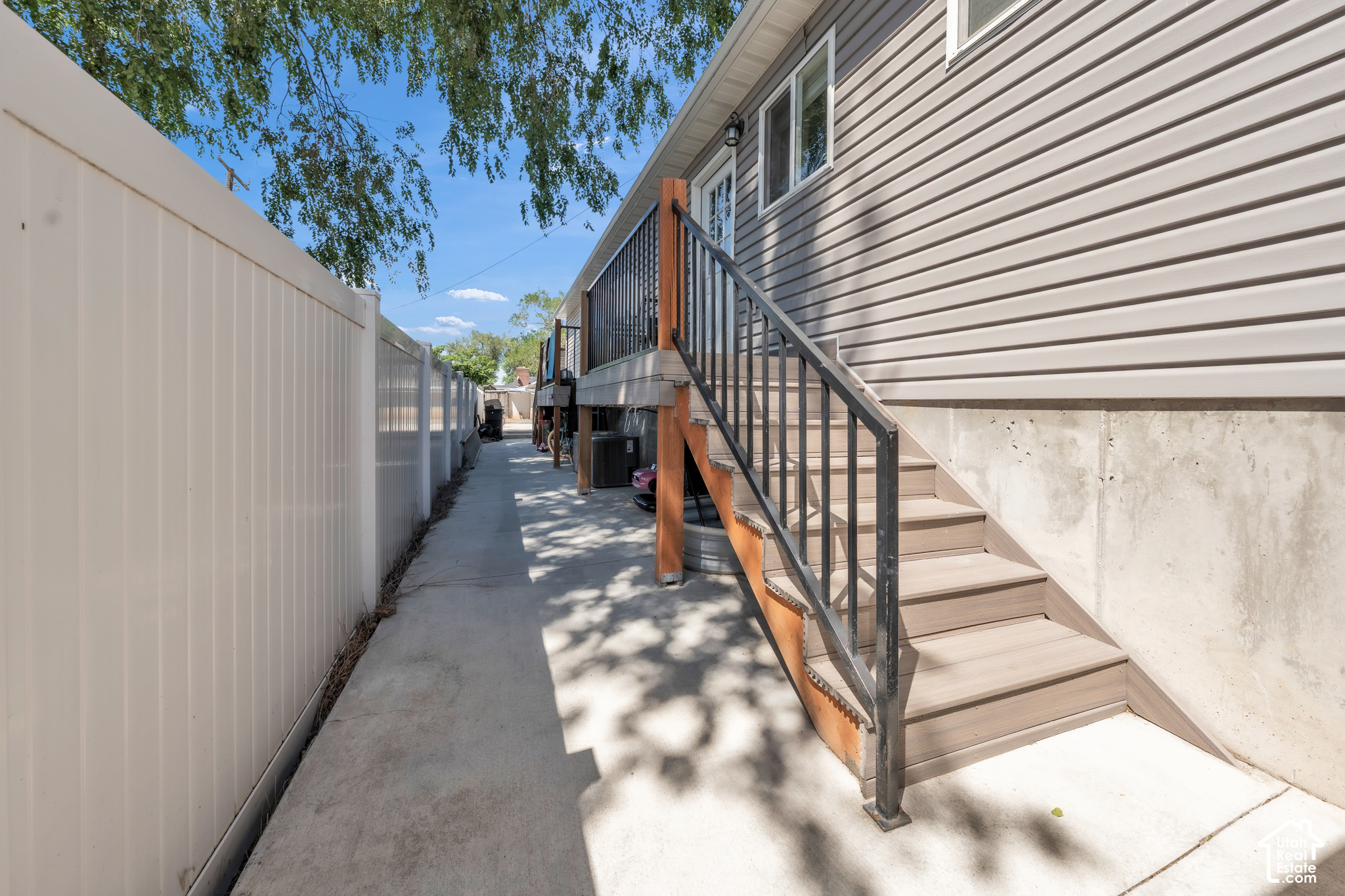 main property photo 49