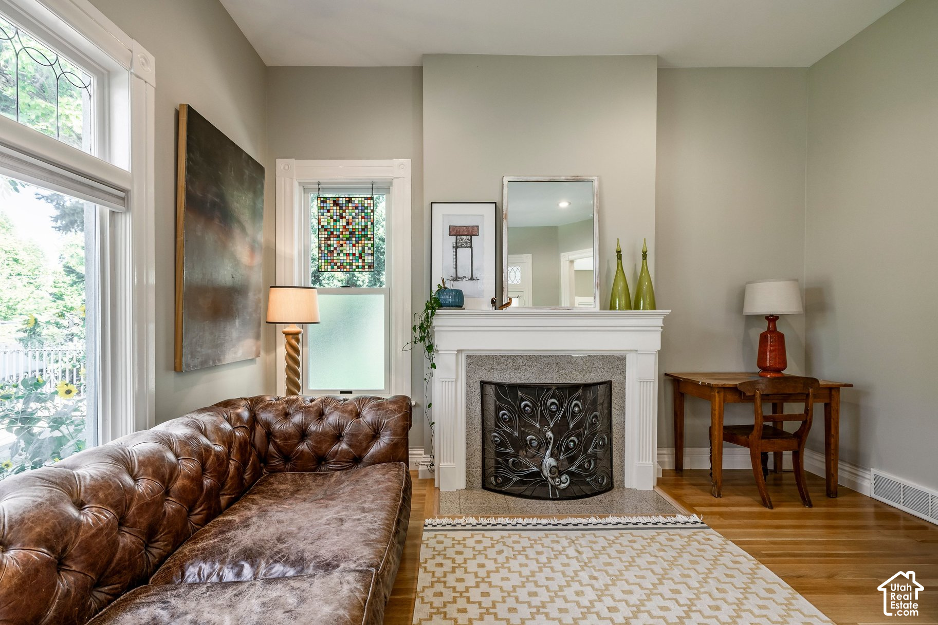 property viewer photo 2