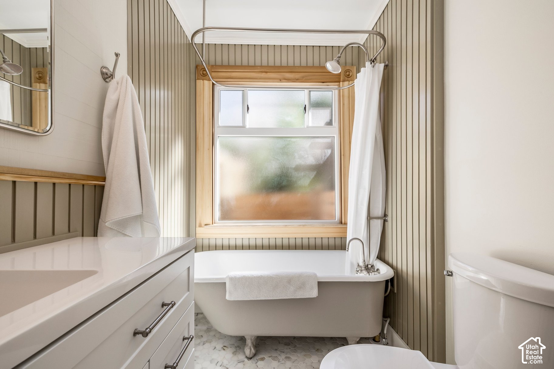 property viewer photo 24