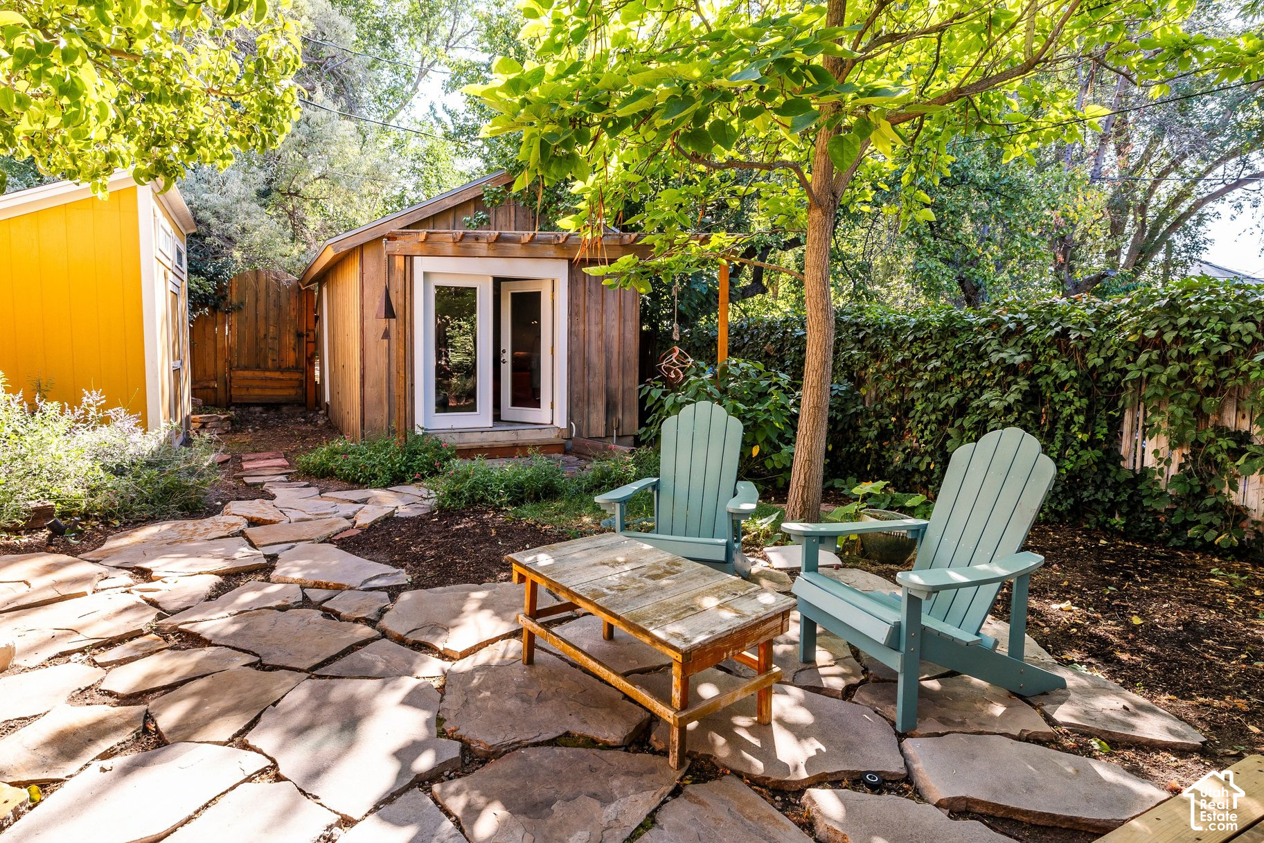property viewer photo 38